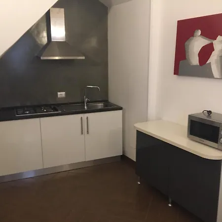 Bed & Breakfast Palazzo Della Poesia 2*