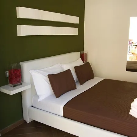 Bed & Breakfast Palazzo Della Poesia 2*