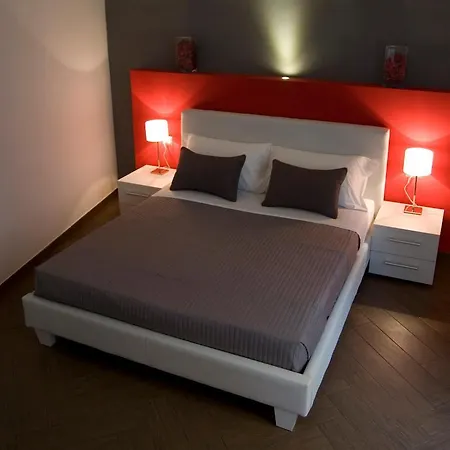 Bed & Breakfast Palazzo Della Poesia 4*